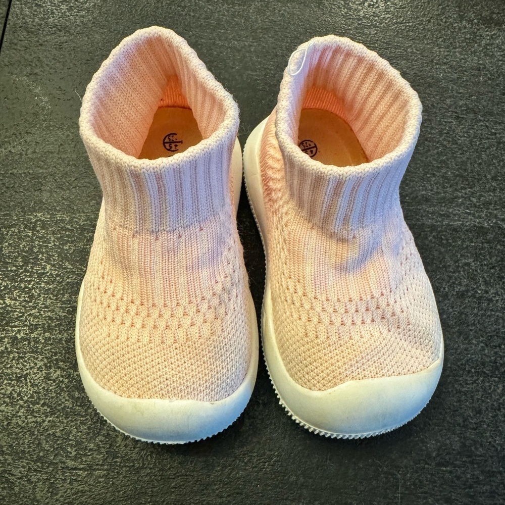 ENGTOY hard sole shoes